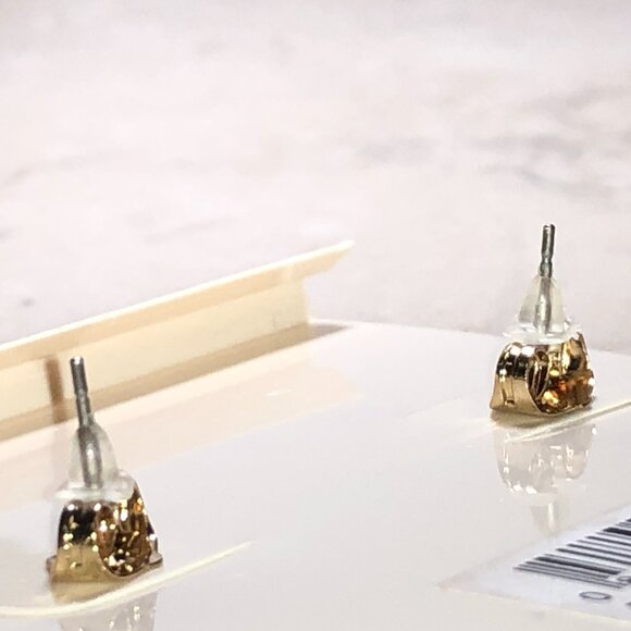 Amrita Ivory & Gold Chandelier Earrings - Picture 5 of 5